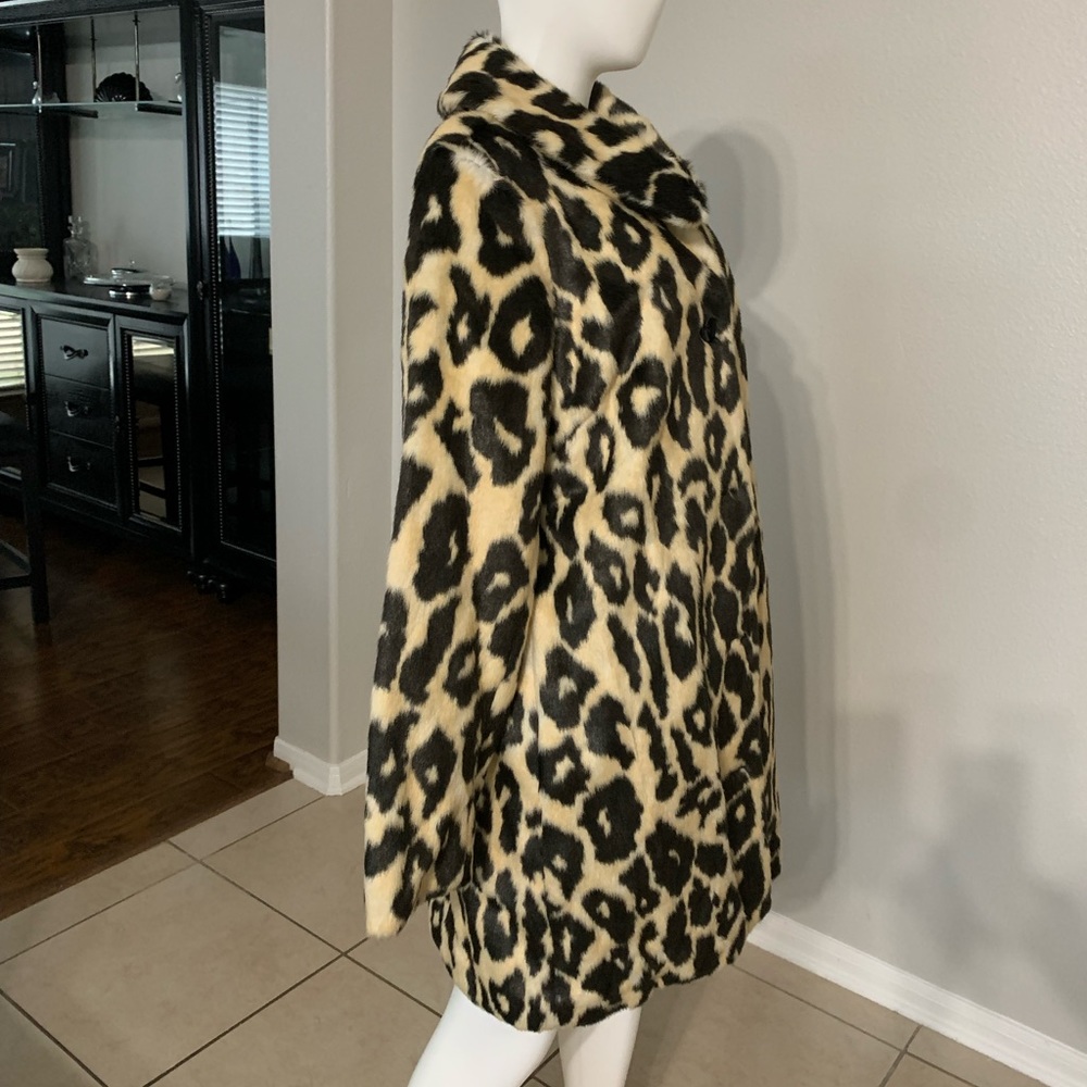 Cheetah Print Eva Mendes Coat from NY & Co. - Picture 2 of 8